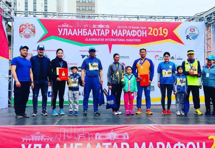 Улаанбаатар  марафон ба Ухаалаг хэрэглэгч